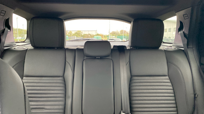 Land Rover Discovery Sport 2.0 D200 Dynamic SE 5dr Auto [5 Seat] Diesel Station Wagon